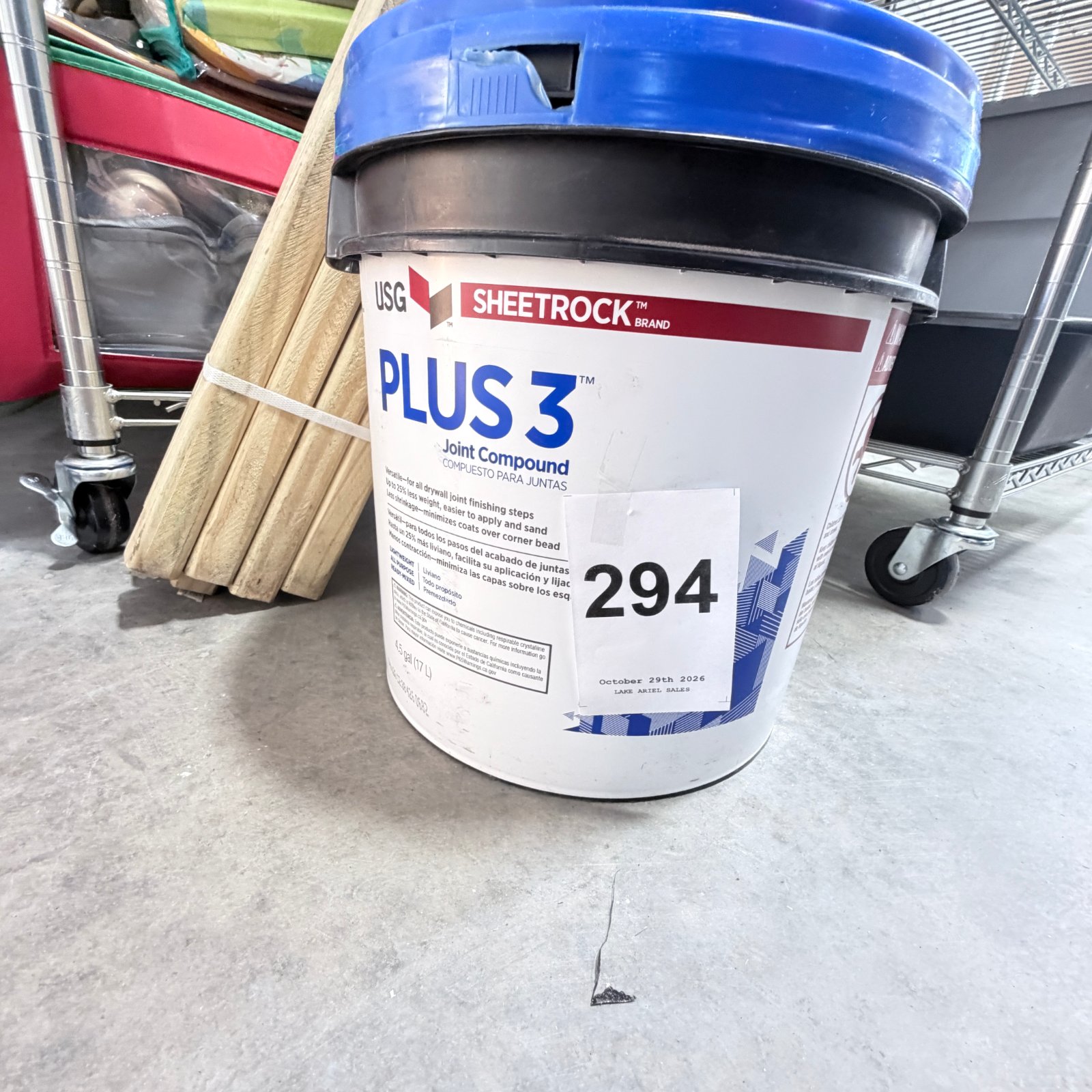 Lot 294: USG Sheetrock Plus 3 joint compound, 4.5 gallon pail, ready-mixed all-purpose lightweight