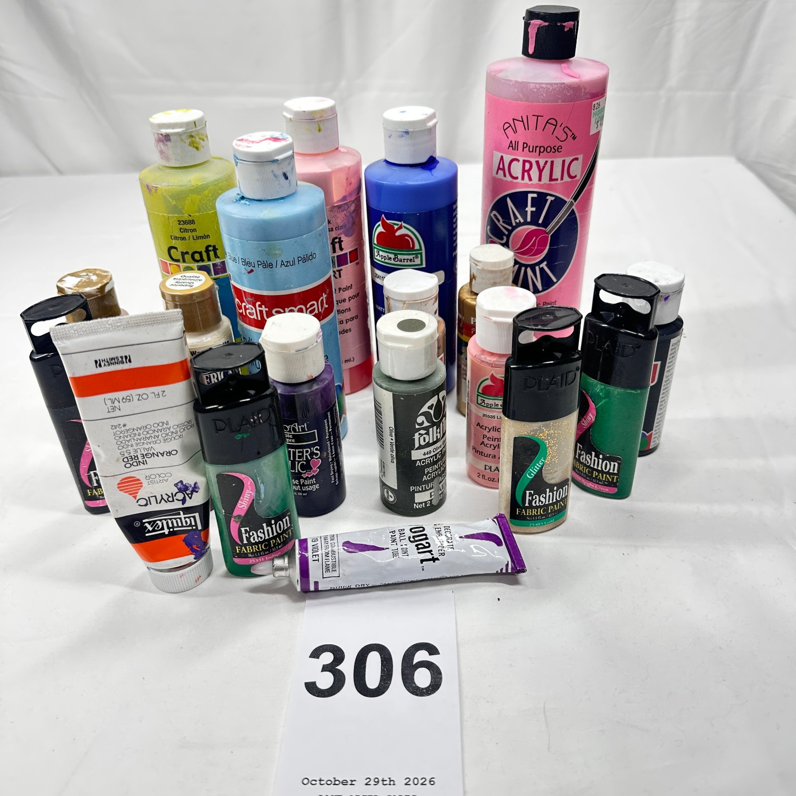 Lot 306: Mixed craft paint lot: Plaid Fashion Fabric Paint, Anita's, Apple Barrel, FolkArt, Liquitex & Vogart Ball Point tube, assorted colors