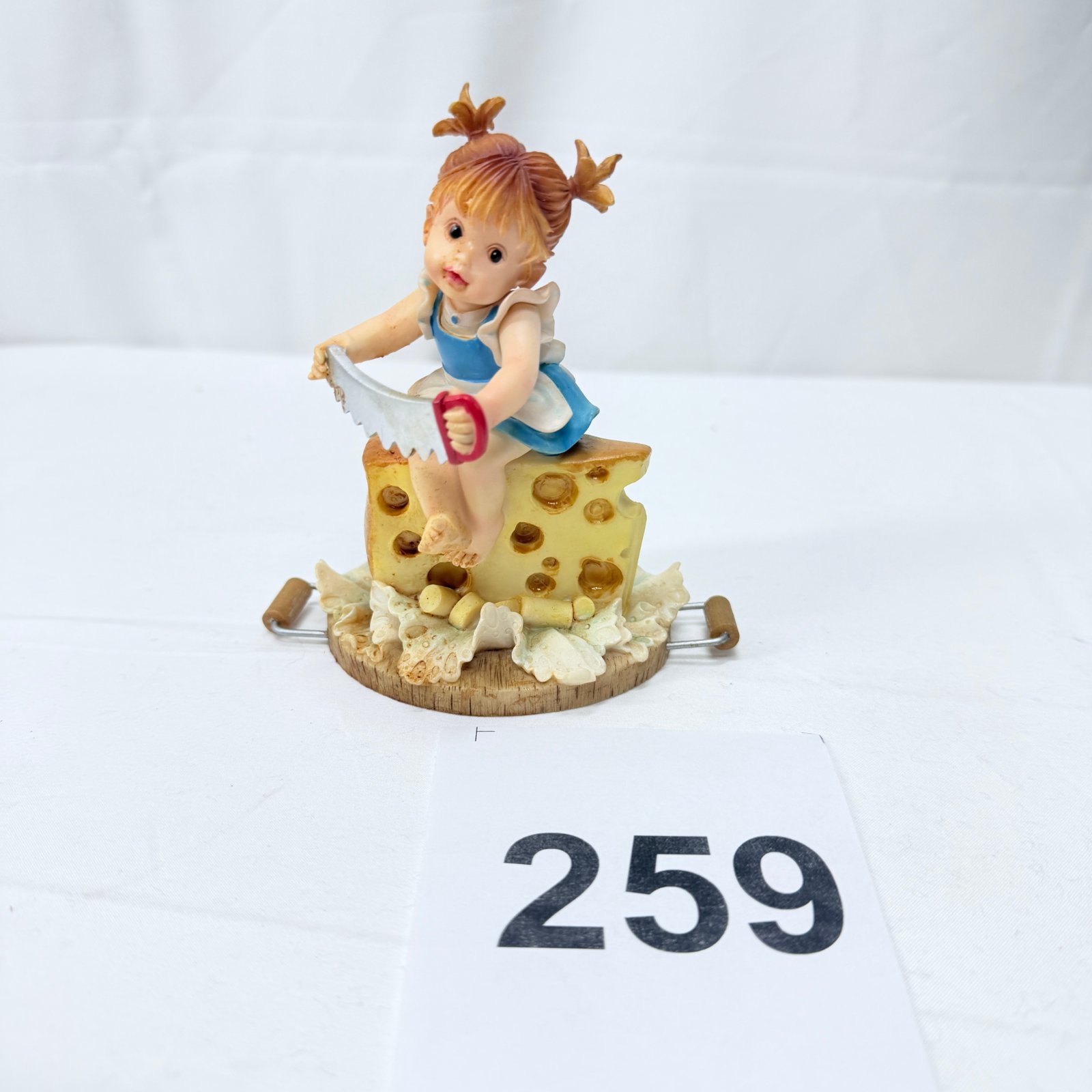 Lot 259: 2009 Enesco My Little Kitchen Fairies "Swiss Cheese" fairy figurine, #4017386