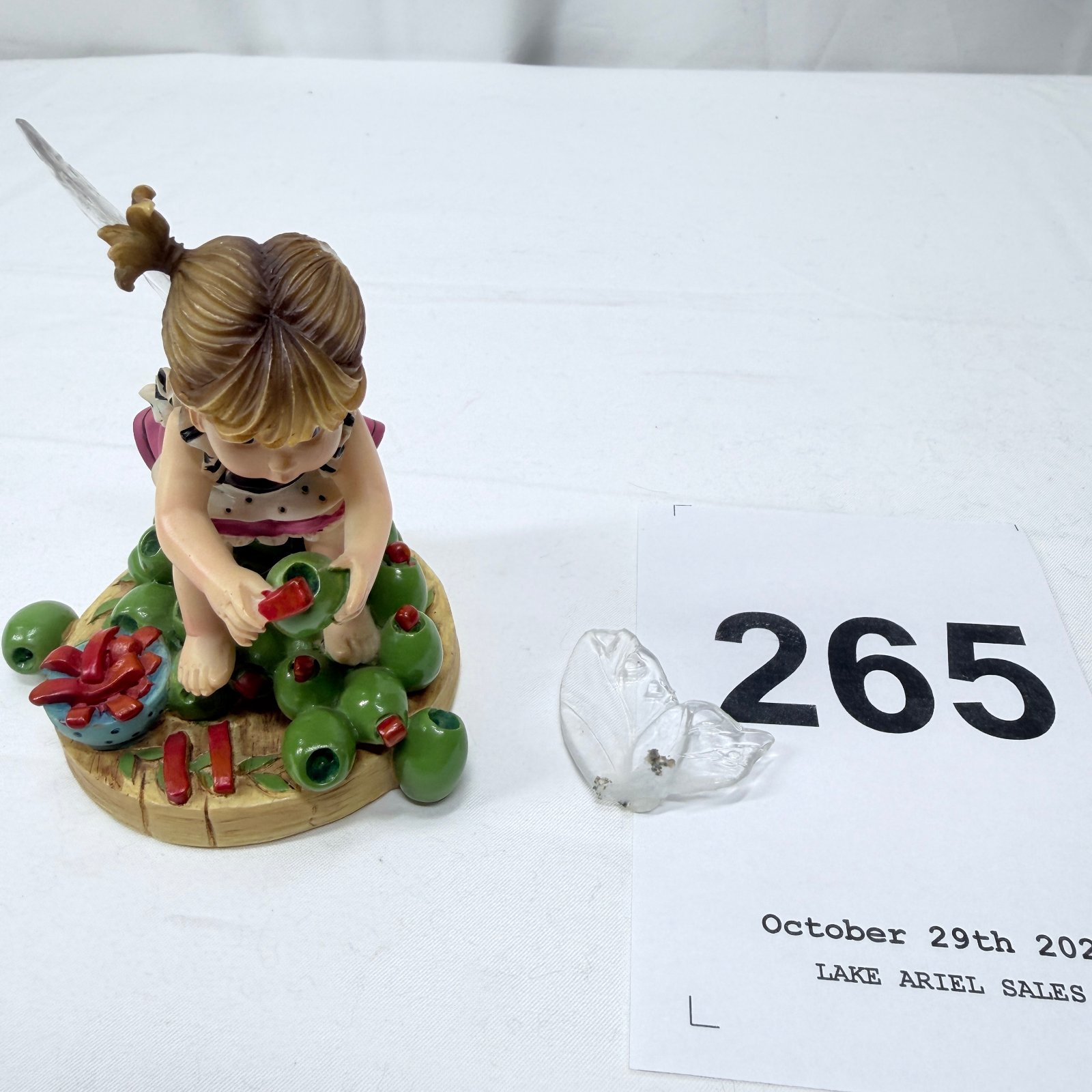 Lot 265: 2009 Enesco "Olive Stuffed Fairie" resin figurine by G.G. Santiago, My Little Kitchen Fairies series