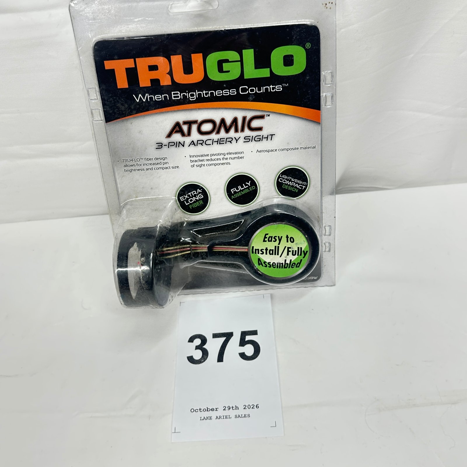 Lot 375: TruGlo Atomic 3-Pin Archery Sight, model TG2403BW, Extra-Long Fiber series, fully assembled, new in package