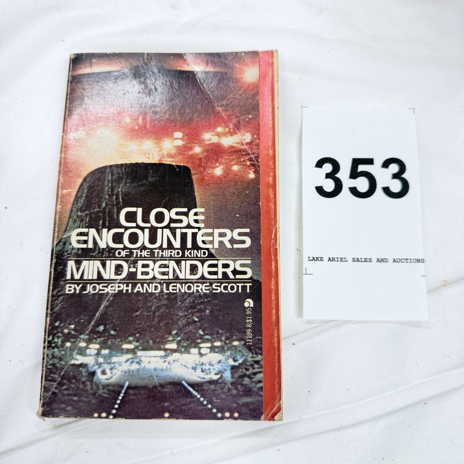 Lot 353: 1978 Close Encounters of the Third Kind "Mind-Benders" paperback by Joseph and Lenore Scott, Ballantine Books