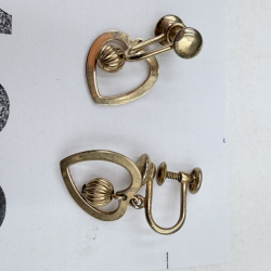 Lot 100: Vintage Gold Filled Heart Screw-Back Earrings