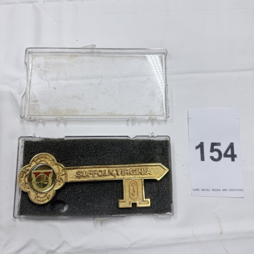 Lot 154: Gold-Tone Ceremonial Key to City of Suffolk Virginia in Display Case