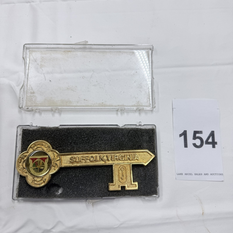 Lot 154: Gold-Tone Ceremonial Key to City of Suffolk Virginia in Display Case