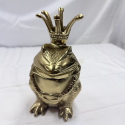 Lot 183: Brass Frog Prince with Crown Hinged Trinket Box