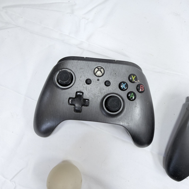 Lot 193: Mixed Gaming Controllers Lot - PlayStation, Xbox, Motion Controller & Cable
