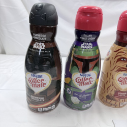 Lot 194: Nestle Coffee-mate Star Wars Limited Edition Creamer 5-Pack Chewbacca C-3PO R2-D2 Darth Vader Boba Fett