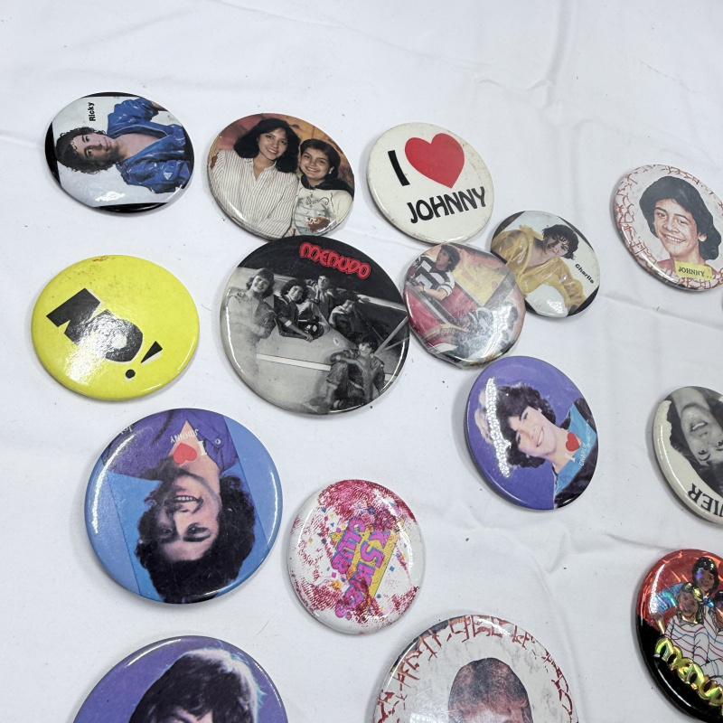 Lot 195: Vintage Menudo Fan Club Buttons Pins Collection & Red Satin Drawstring Bag 1980s