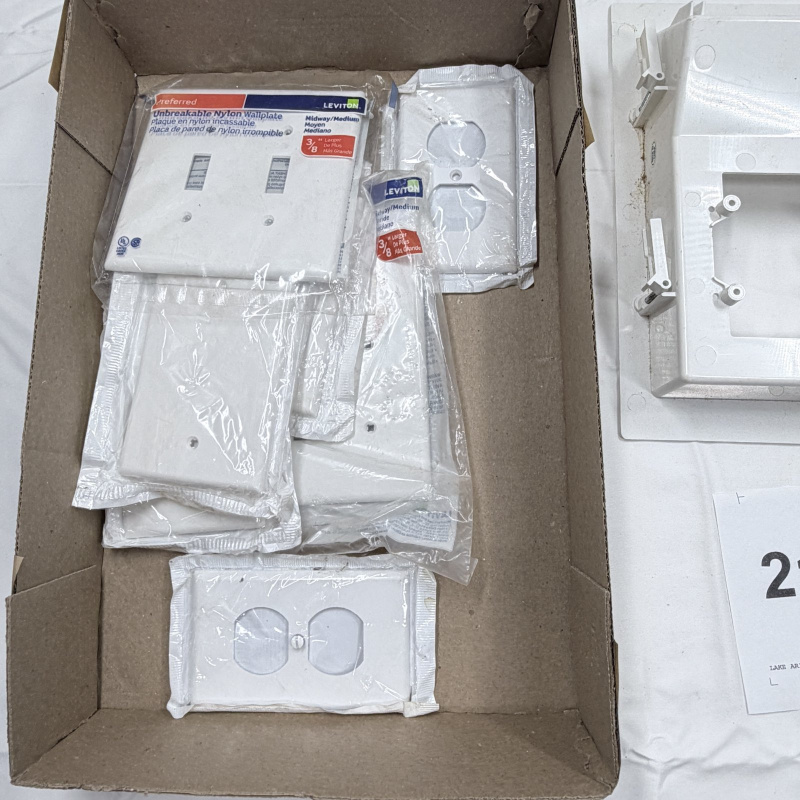Lot 210: Cadet Wall Thermostats & Leviton Wallplates Lot - Various Models TS22-W BTF2W