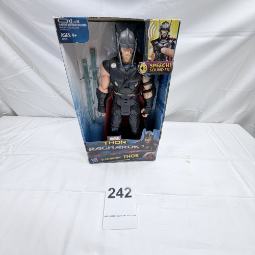 Lot 242: Marvel Thor Ragnarok Electronic Thor Action Figure with Speech & Sound FX Ages 4+