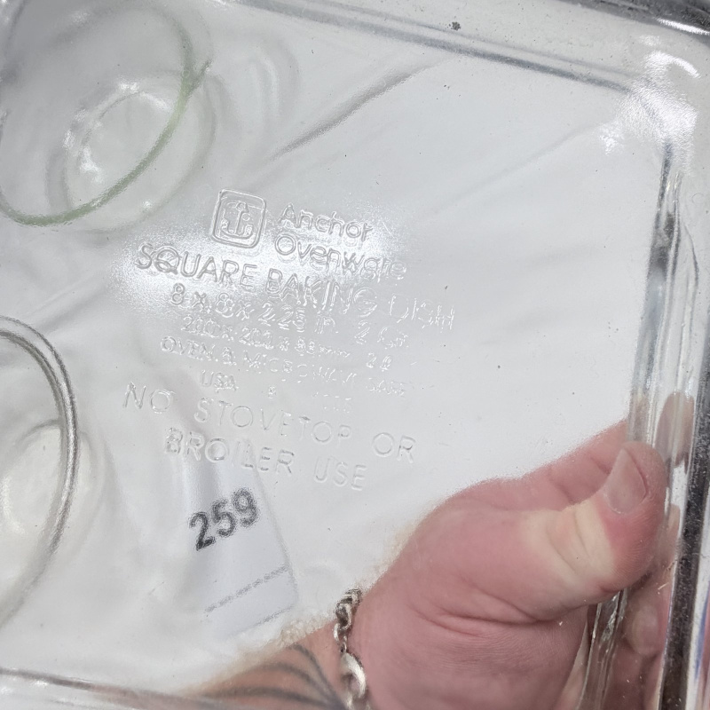 Lot 259: Vintage Pyrex & Anchor Hocking Clear Glass Baking Dishes Casserole Set Lot