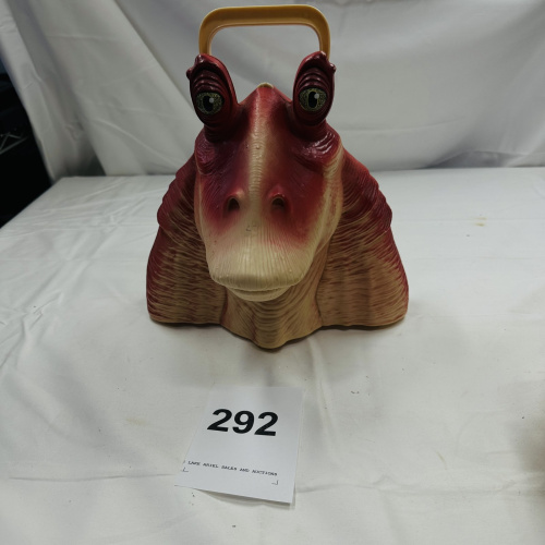 Lot 292: Star Wars Jar Jar Binks Character Head Carrying Case with Handle