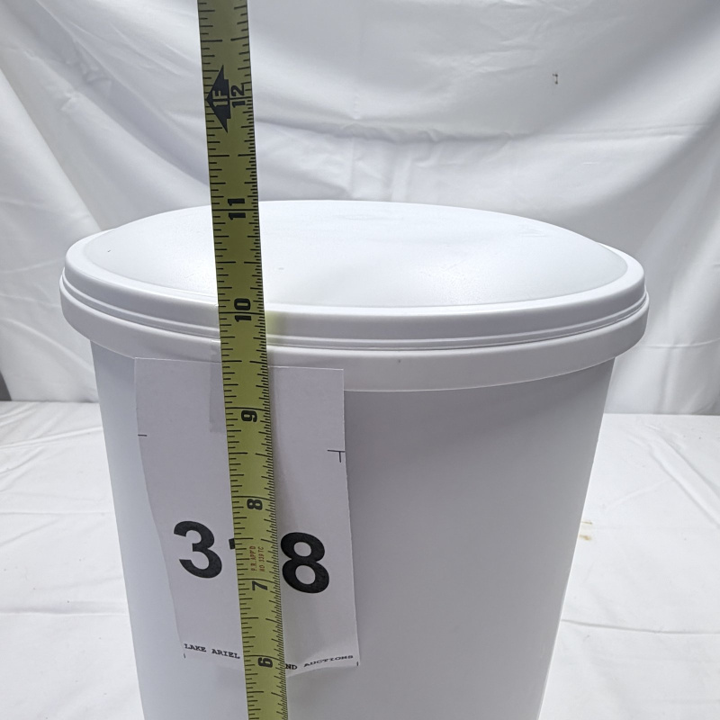 Lot 318: White Plastic Step-On Trash Can Waste Bin with Lid - 318