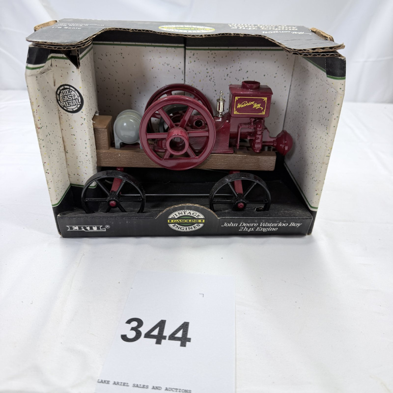 Lot 344: John Deere Waterloo Boy 2 HP Engine 1/8 Scale Diecast Model by Ertl