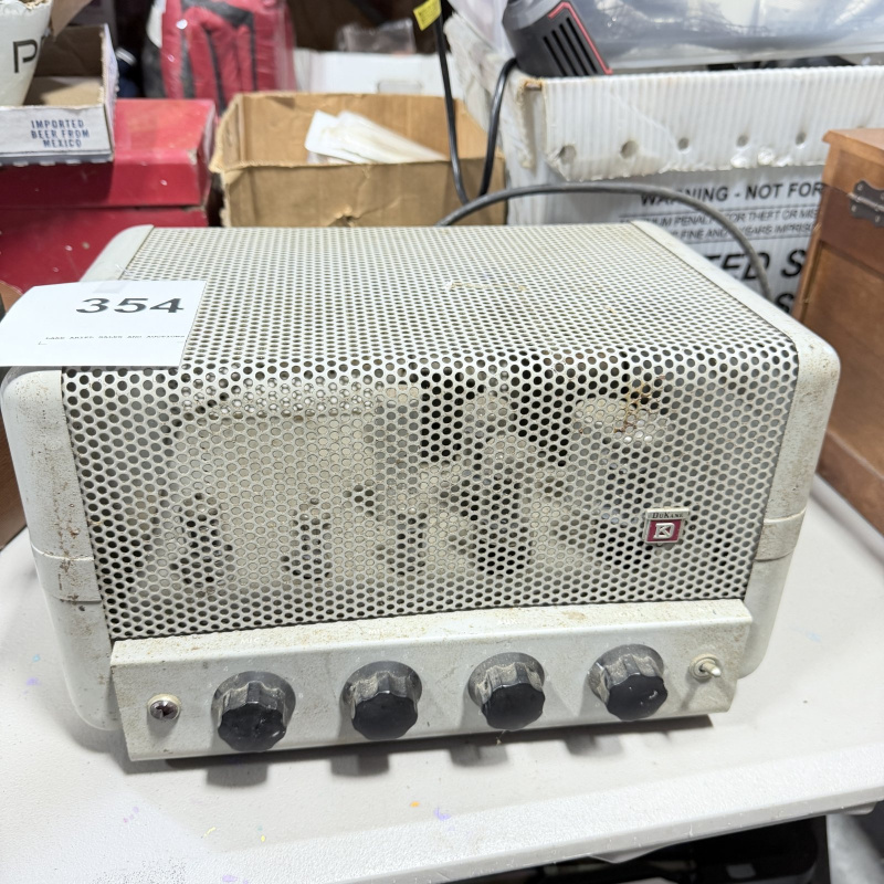 Lot 354: DuKane Model 1A385A Tube Amplifier 90W 105-127V St. Charles IL USA