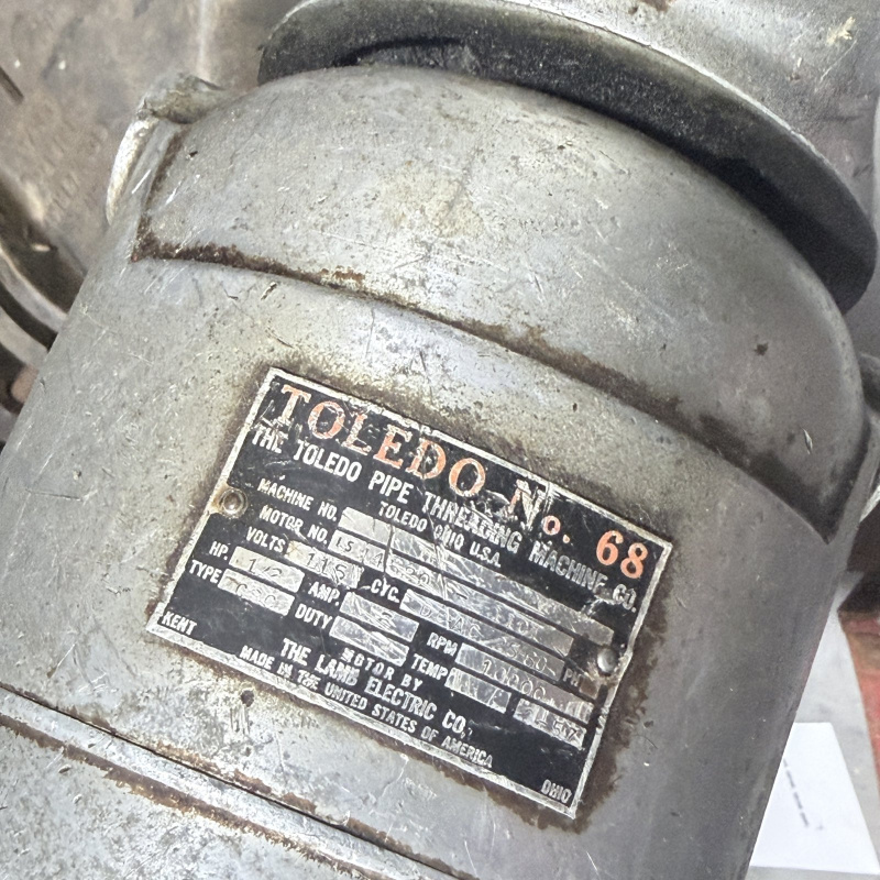 Lot 356: Toledo No. 68 Pipe Threading Machine