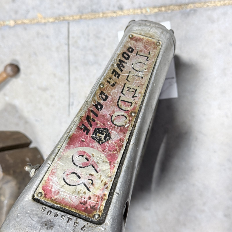 Lot 356: Toledo No. 68 Pipe Threading Machine