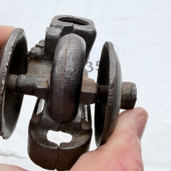 Lot 357: 1920s Arcade Fairbanks-Morse "Z" stationary engine toy or paperweight.
