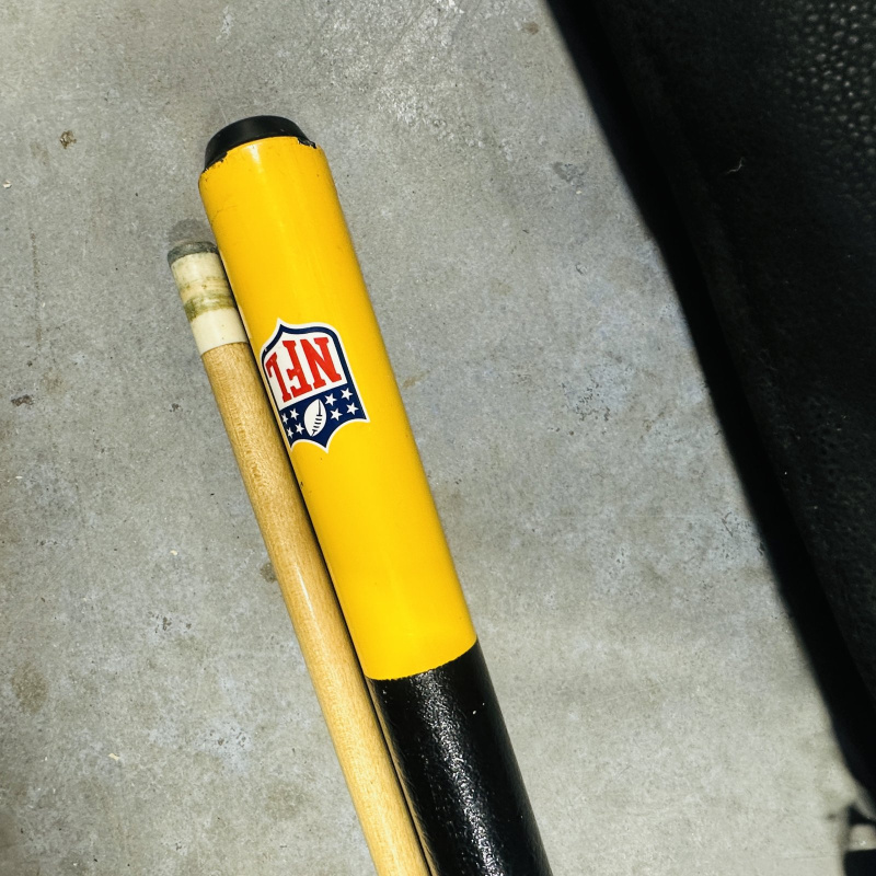 Lot 321: NFL Yellow and Black Pool Cue Stick with Leather Carrying Case Pittsburgh Steelers