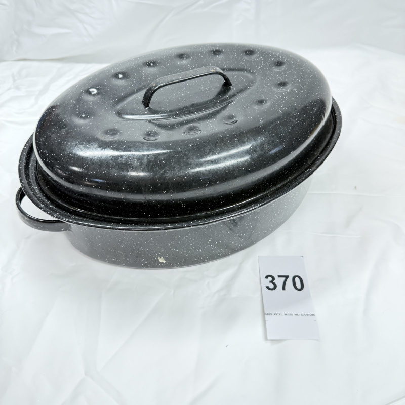 Lot 370: Vintage black speckled porcelain enamelware oval roasting pan with domed lid, 19
