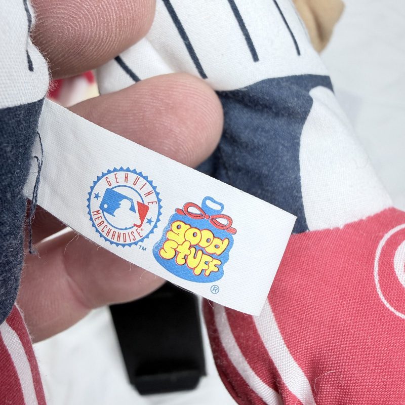 Lot 391: Vintage MLB Minnesota Twins Good Stuff plush teddy bears in baseball uniforms, set of 2