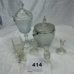 Lot 414: Vintage L.E. Smith pressed glass diamond-point tableware lot: covered compote, biscuit barrel, candlesticks, figurines