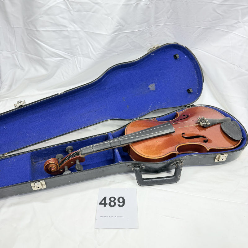 Andrew Schroetter Mittenwald Model 801 4/4 violin with bow, in case, Geigenbaumeister label