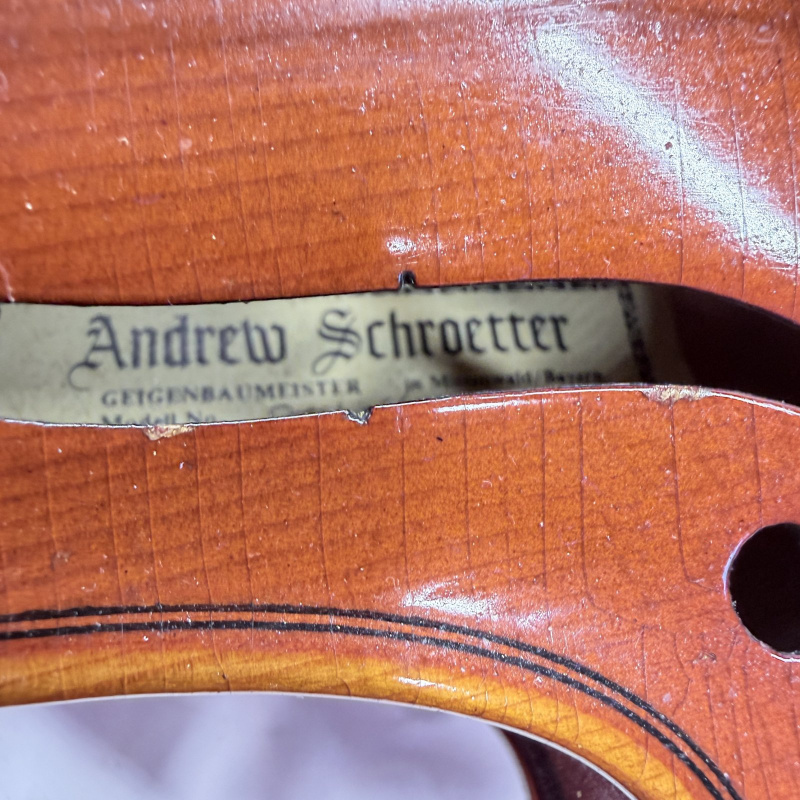 Andrew Schroetter Mittenwald Model 801 4/4 violin with bow, in case, Geigenbaumeister label