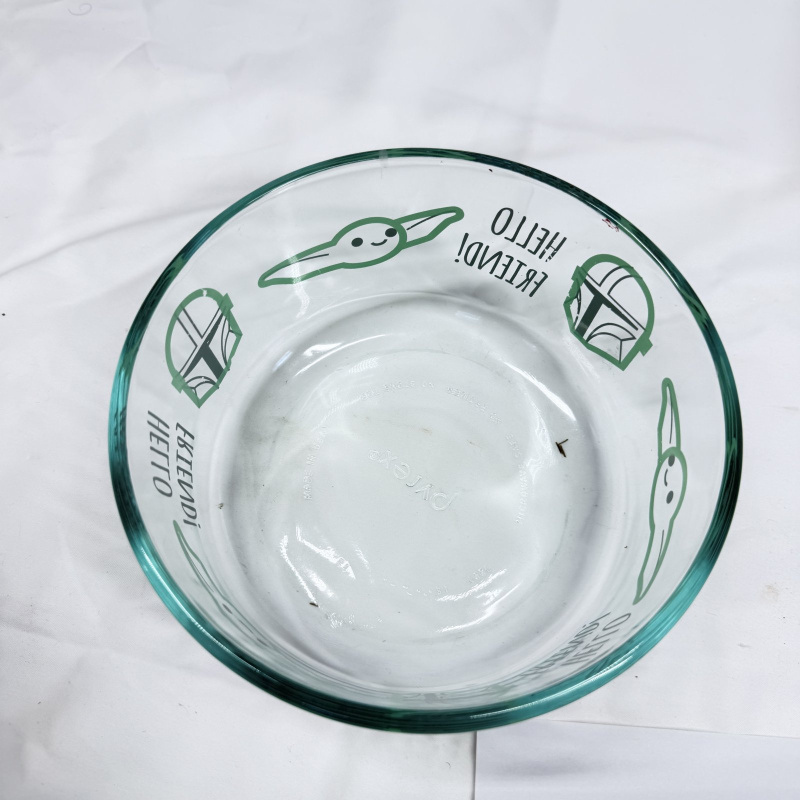 Pyrex Star Wars "The Mandalorian" Grogu & Mando Helmet "Hello Friend!" glass mixing bowl, 4-cup