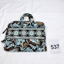 Lot 537: Vera Bradley "Java Blue" hanging travel organizer with jewelry pockets