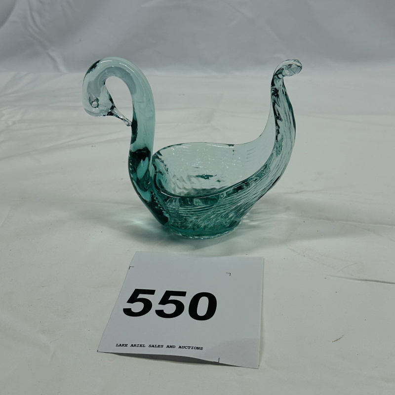 Lot 550: Vintage aqua art glass swan dish, hand-blown diamond-point pattern