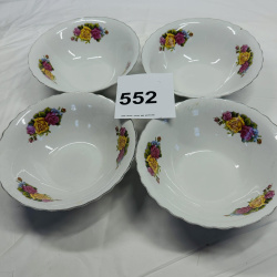 Lot 552: Vintage Allied Design "Classic White" rose floral cereal bowls, set of 4, silver trim