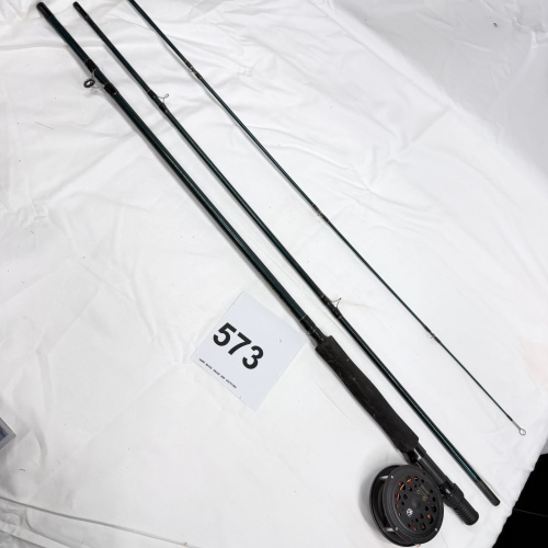 Lot 573: Martin Classic Fly Tackle 8' 5/6wt fly rod MRT56TK-GWL5 with Martin fly reel, line weight 4-6
