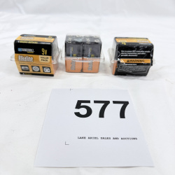 Lot 577: Thunderbolt Magnum 9V Alkaline Batteries Value Pack, lot of 3 (12 batteries total), Item 92408