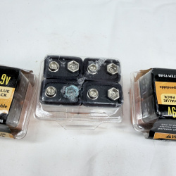 Lot 577: Thunderbolt Magnum 9V Alkaline Batteries Value Pack, lot of 3 (12 batteries total), Item 92408