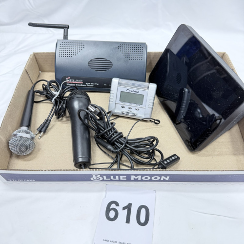 Lot 610: Electronics lot: Intellinet Wireless Broadband Router, Craig digital clock, 2x microphones, and Amazon Echo Show smart display