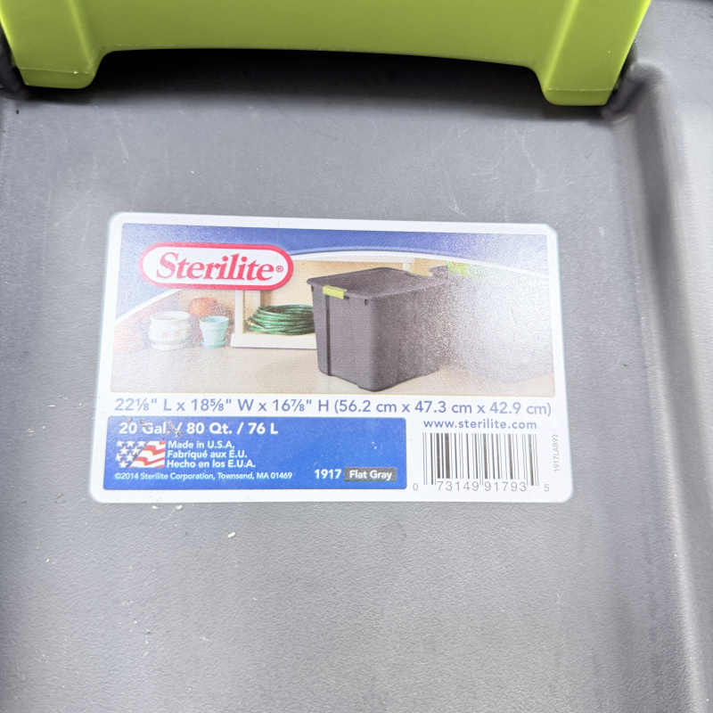 Lot 618: 2014 Sterilite Flat Gray 20 Gallon storage tote with lime lid, model 1917