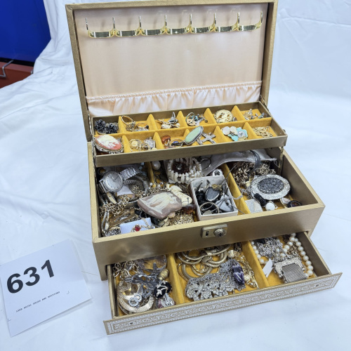 Lot 631: Vintage gold-tone three-tier jewellery box with costume jewellery collection, watches, necklaces, brooches and cameos