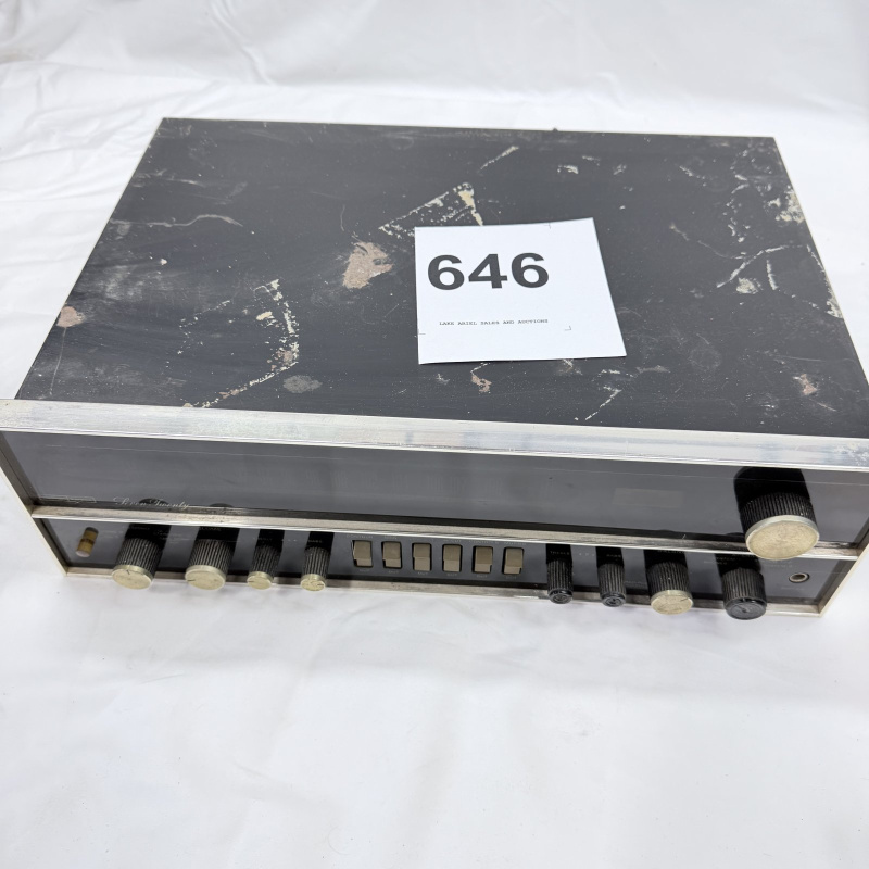 Lot 646: Vintage Harman Kardon "Seven Twenty" AM/FM stereo receiver, solid-state